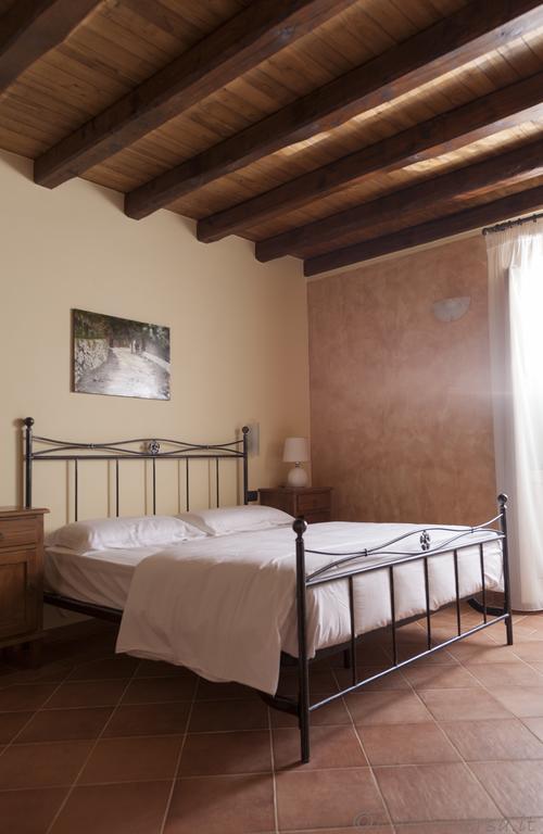 Agriturismo Creta Rossa Torre di Ruggiero المظهر الخارجي الصورة