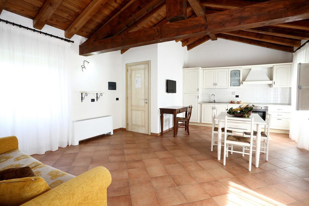 Agriturismo Creta Rossa Torre di Ruggiero المظهر الخارجي الصورة